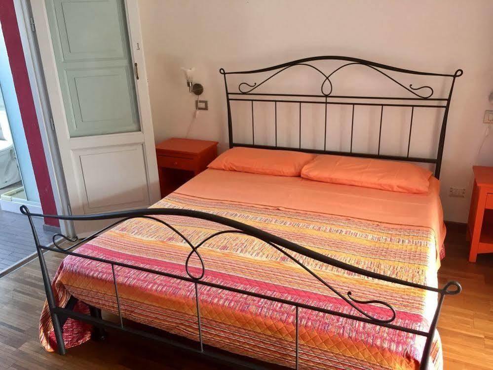 Casa Del Vento Bed & Breakfast Roccalumera Dış mekan fotoğraf